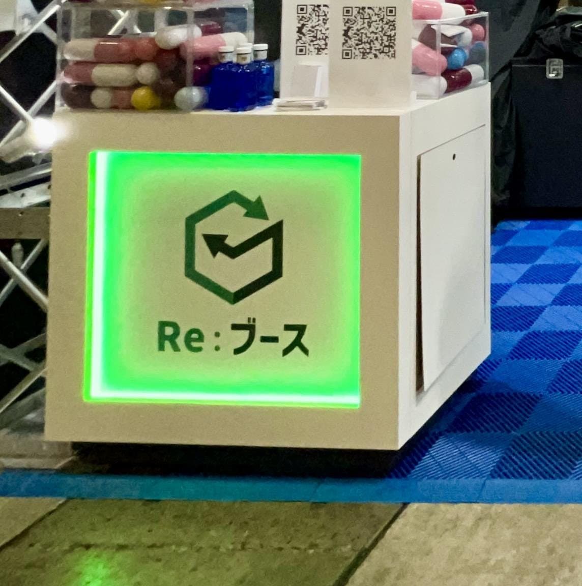 ロゴボックス レンタル(W900×H900×D500・ロゴ張替え式)